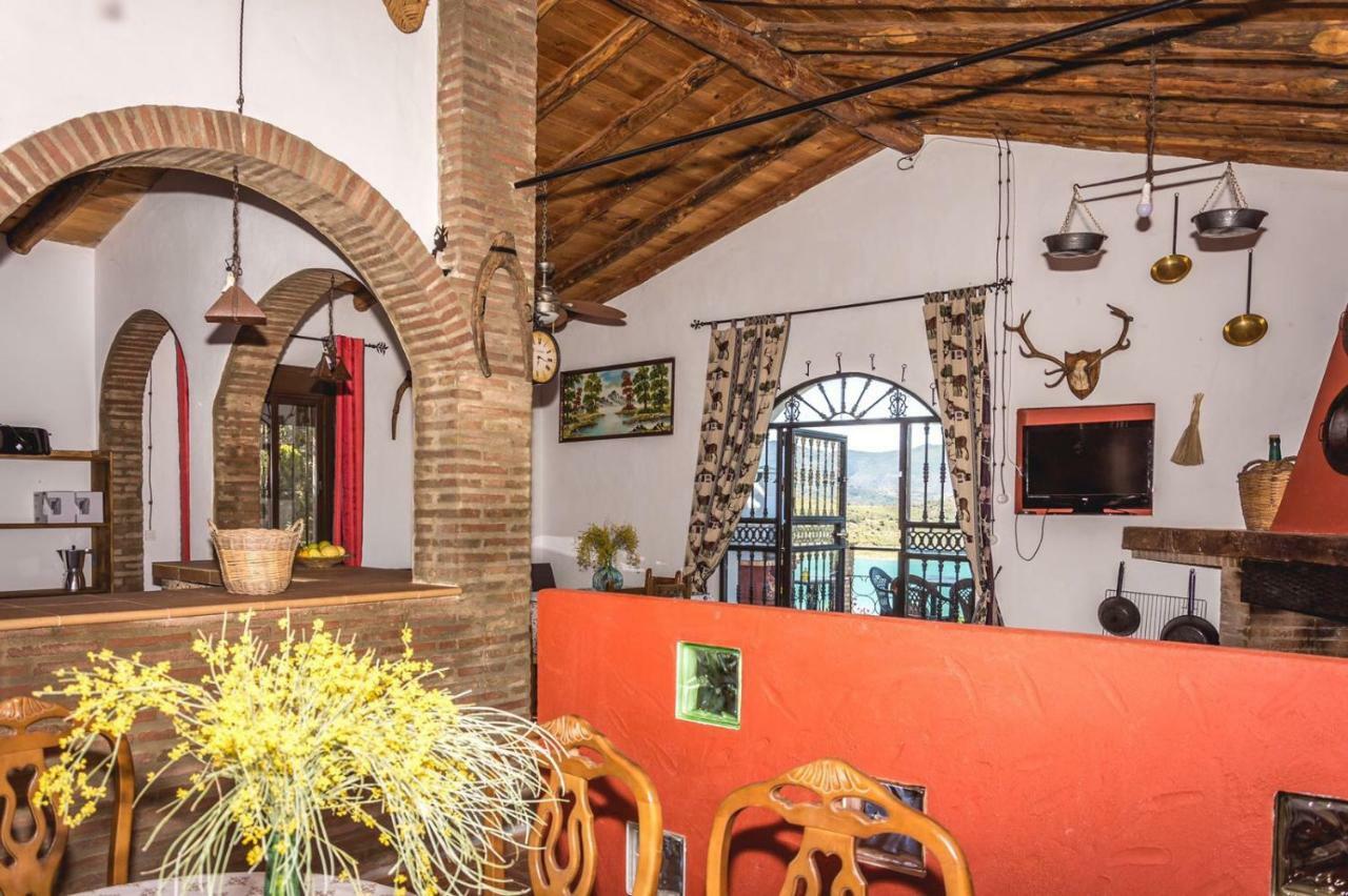 Finca El Tesorillo Villa Zahara De La Sierra Exterior photo